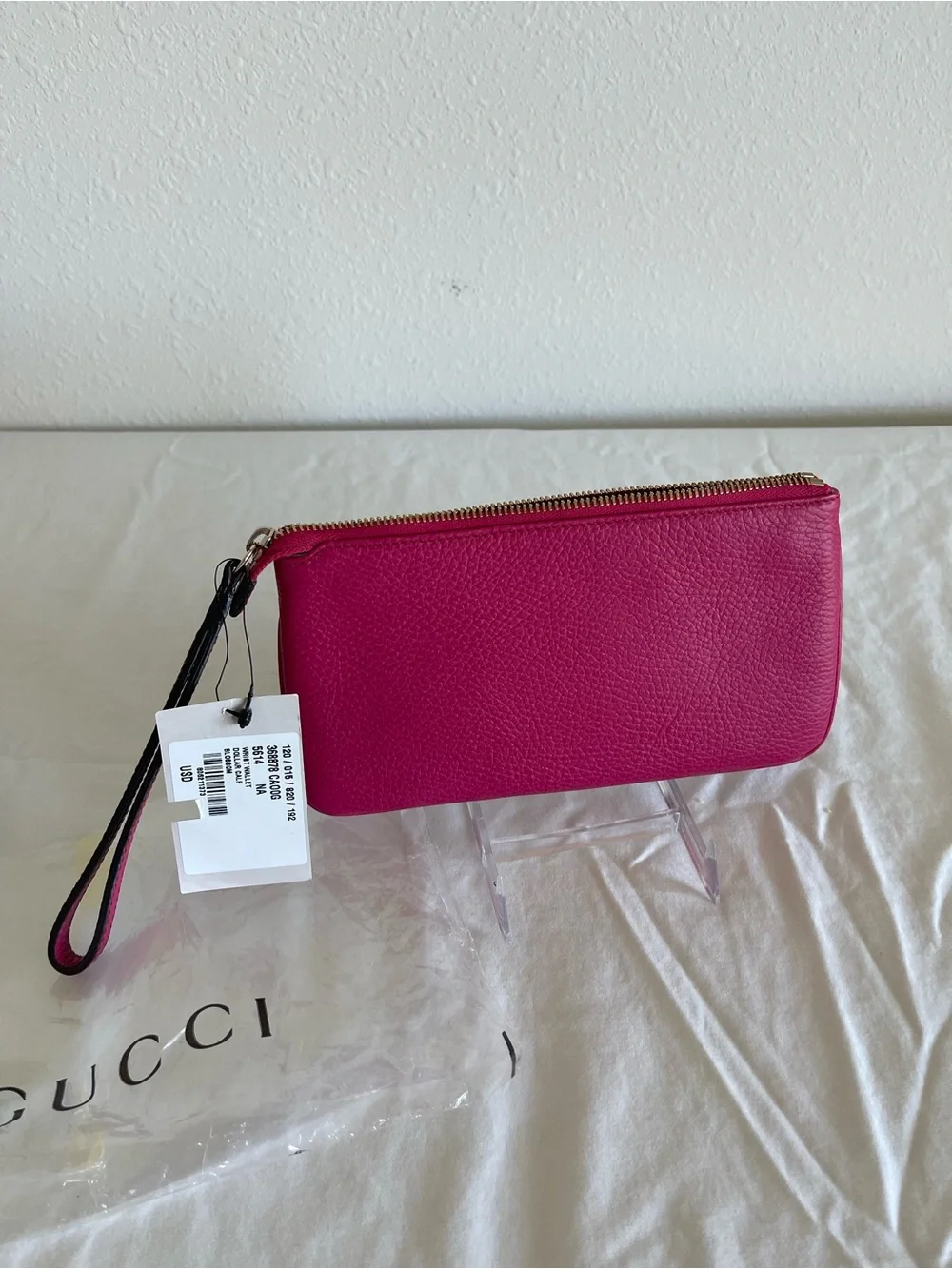 Authentic Gucci 368878 Wristlet Wallet Pouch Leather Hot Pink New